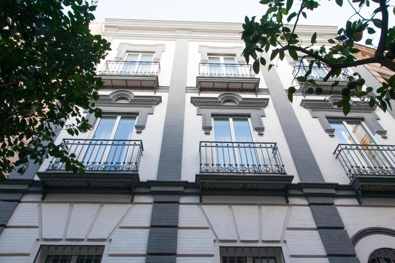 Isg Apartments Cedaceros 12 Sevilla Exterior foto